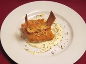 Apfel-Lachstatar auf Wasabi-Creme mit Parmesan-Fladenbrotstreifen - Rezept