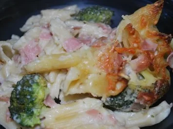 Rezept: Penne-Broccoli-Gratin Bild Nr. 5 Penne-Broccoli-Gratin - Rezept - Bild Nr. 5