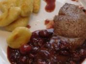Hirschkalbssteak mit Kirsch-Pfeffer-Sauce und Gnocchi - Rezept
