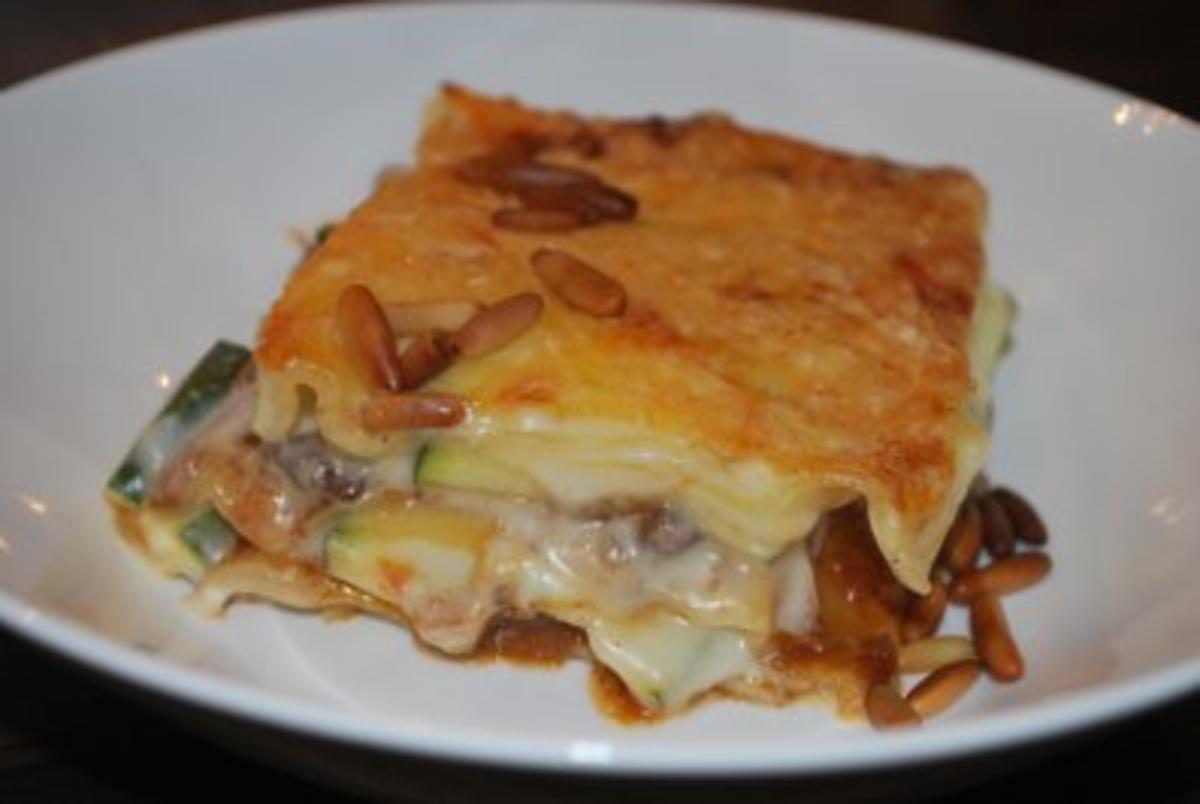 Lasagne mit Rotwein-Ragout - Rezept mit Bild - kochbar.de