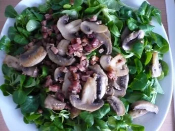 Rezept: Feldsalat mit Meerrettich -Dressing Bild Nr. 8 Feldsalat mit Meerrettich -Dressing - Rezept - Bild Nr. 8