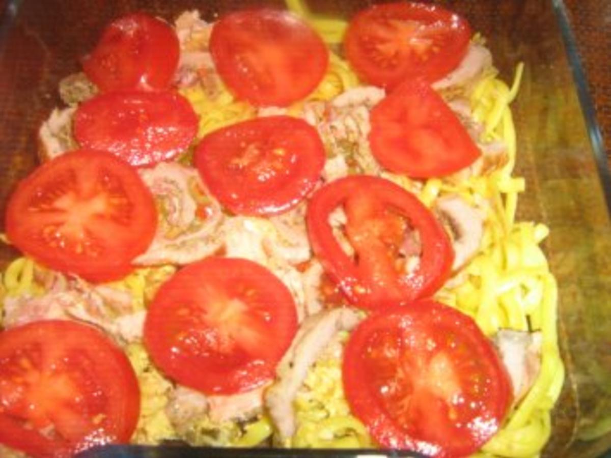 Nudel Tortelloni Auflauf mit Lachs und Tomaten - schnell &amp; einfach ...