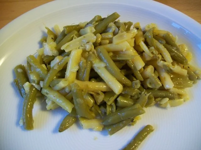 Rezept: Bohnensalat Essig/Öl Bild Nr. 2 Bohnensalat Essig/Öl - Rezept - Bild Nr. 2