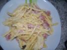 Schinkennudeln mit Käse-Sahne Soße - Rezept