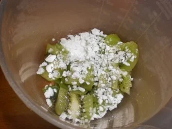 Rezept: Crêpes mit Kiwisauce Bild Nr. 3 Crêpes mit Kiwisauce - Rezept - Bild Nr. 3