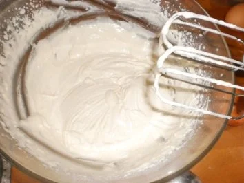 Rezept: Crêpes mit Kiwisauce Bild Nr. 4 Crêpes mit Kiwisauce - Rezept - Bild Nr. 4