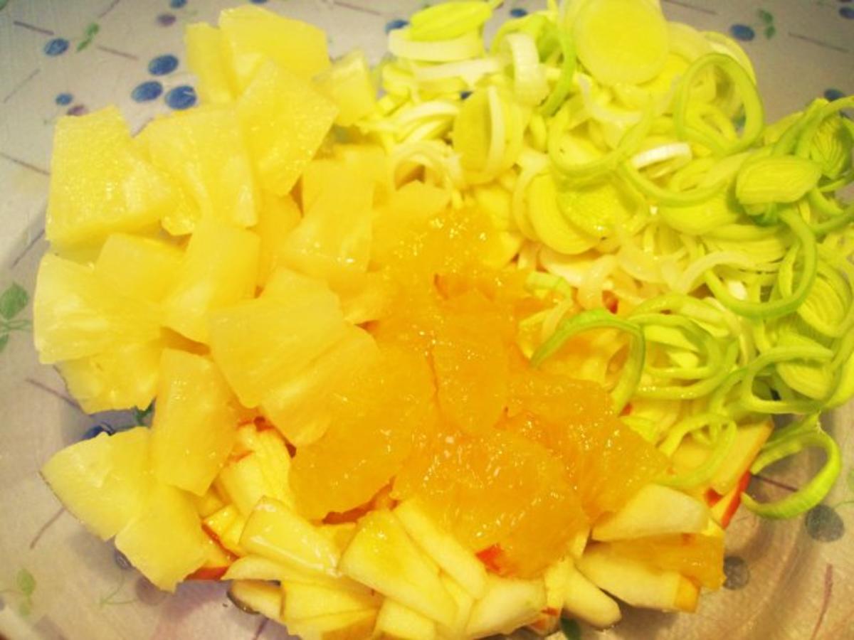 Salat mit Apfel, Lauch und Ananas - Rezept