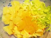 Salat mit Apfel, Lauch und Ananas - Rezept