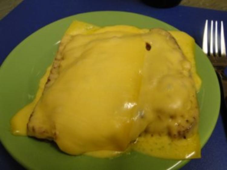 Geröstetes Brot mit Sauerkraut und mit Käse überbacken - einfach - 254 ...