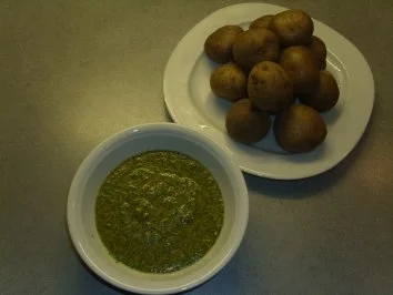 Sossen: Mojo Verde ( Kanarische Knoblauchsosse ) - Rezept - Bild Nr. 2