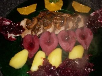 Rezept: Wildschwein-Rücken "Diana" mit Apfelrotkohl... Wildschwein-Rücken "Diana" mit Apfelrotkohl... - Rezept