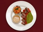 Lammfilet mit Erbsenpüree und Minzcouscous (Jenny Jürgens) - Rezept