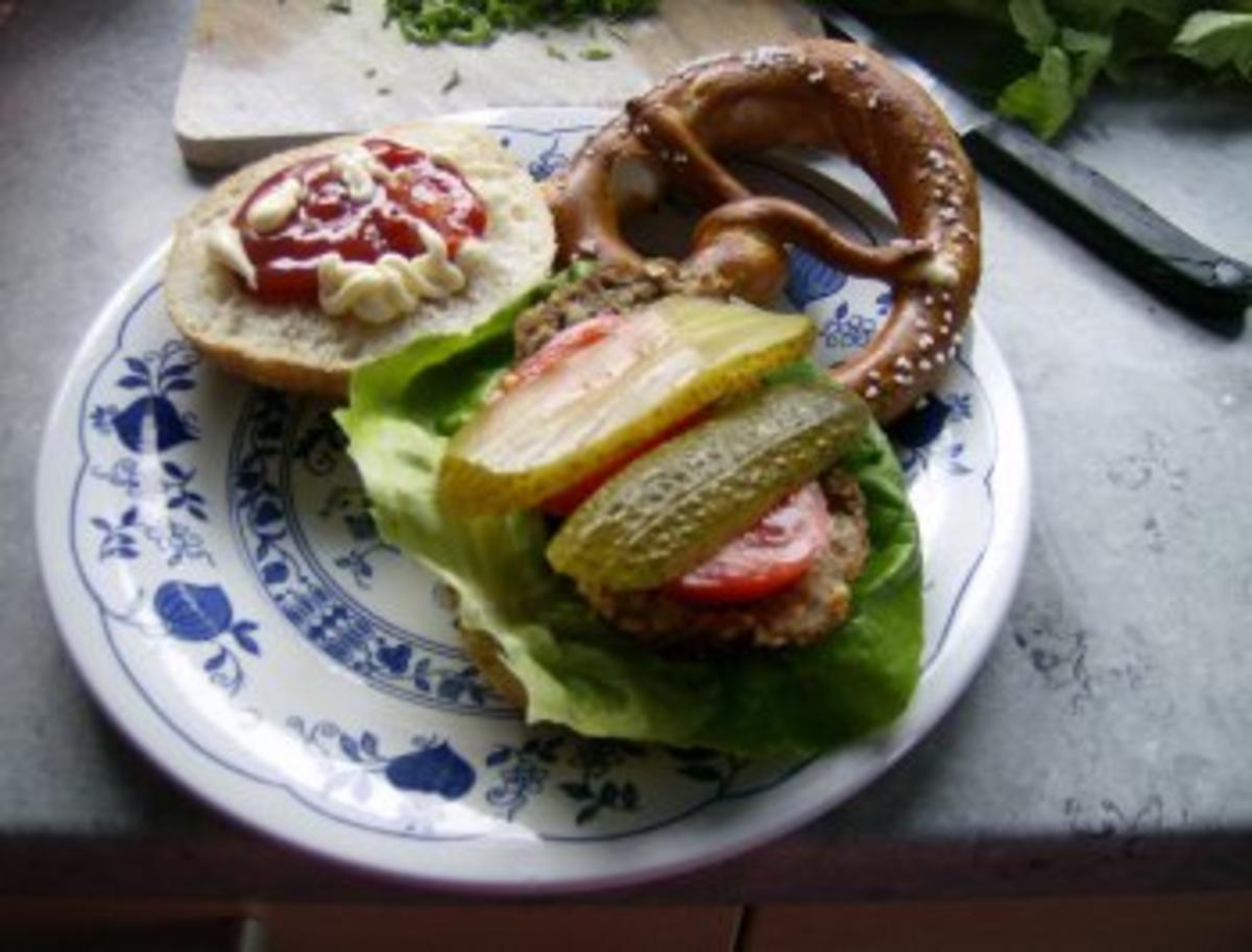 Bayrische Hamburger - Rezept - Bild Nr. 2