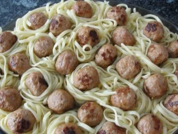 Nudelauflauf mit Hackbällchen - Rezept - Bild Nr. 7