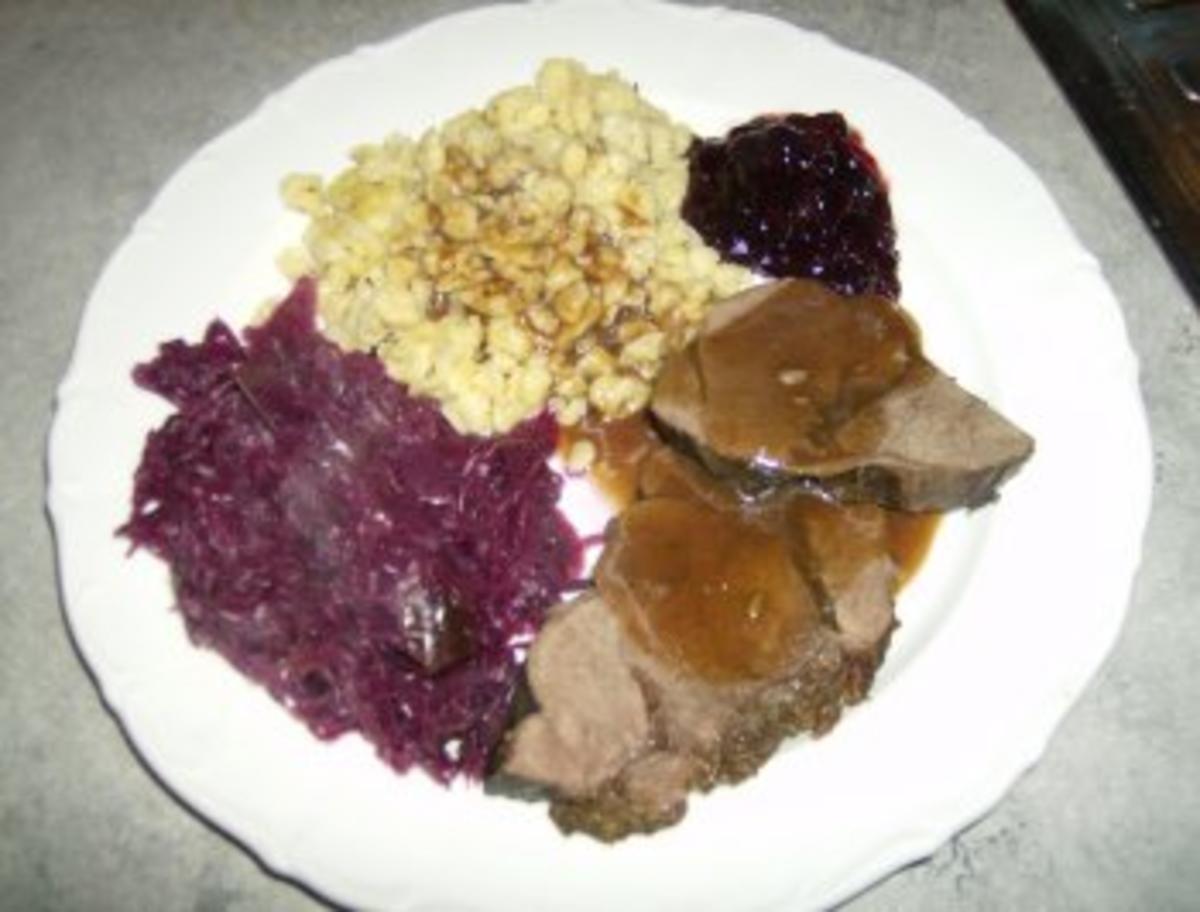 Bilder für Hirschbraten mit Hirschbraten und Zwiebeln - Rezept