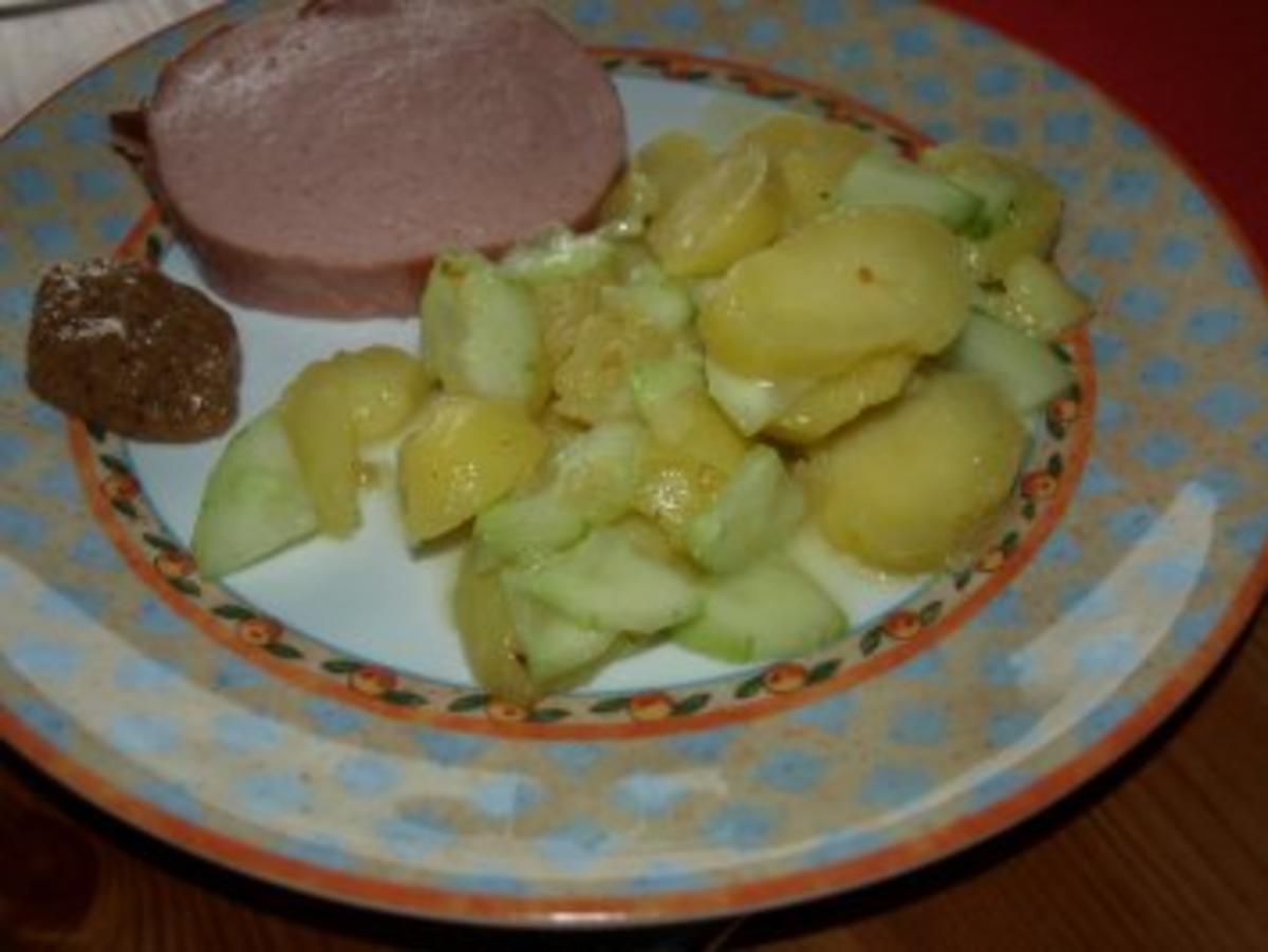Kartoffelsalat lauwarm mit Fleischkäse - Rezept - Bild Nr. 10