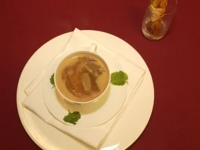 Tom Kah Gai und Satéespießchen von der Hähnchenbrust (Alexandra Polzin) - Rezept