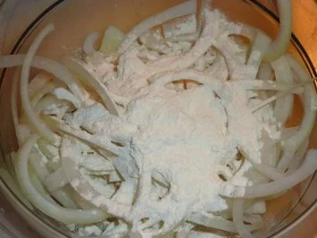 Rezept: Beilage: Kartoffelpüree mit Zwiebelstroh und Schinken Bild Nr. 6 Beilage: Kartoffelpüree mit Zwiebelstroh und Schinken - Rezept - Bild Nr. 6