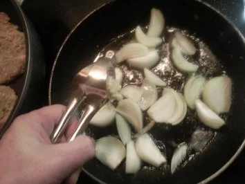 Rezept: Broccoli-Zwiebel-Paprika-Gemüse Bild Nr. 6 Broccoli-Zwiebel-Paprika-Gemüse - Rezept - Bild Nr. 6