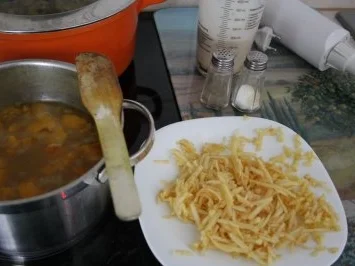 Kürbiscreme-Suppe mit Apfel - Rezept - Bild Nr. 4