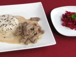 Rezept: Filet Stroganoff an Wildreis Filet Stroganoff an Wildreis - Rezept