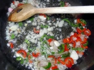 Rezept: Hähnchenbrust unter Korianderkruste mit Paprikagemüse und Knoblauchkartoffeln Bild Nr. 3 Hähnchenbrust unter Korianderkruste mit Paprikagemüse und Knoblauchkartoffeln - Rezept - Bild Nr. 3