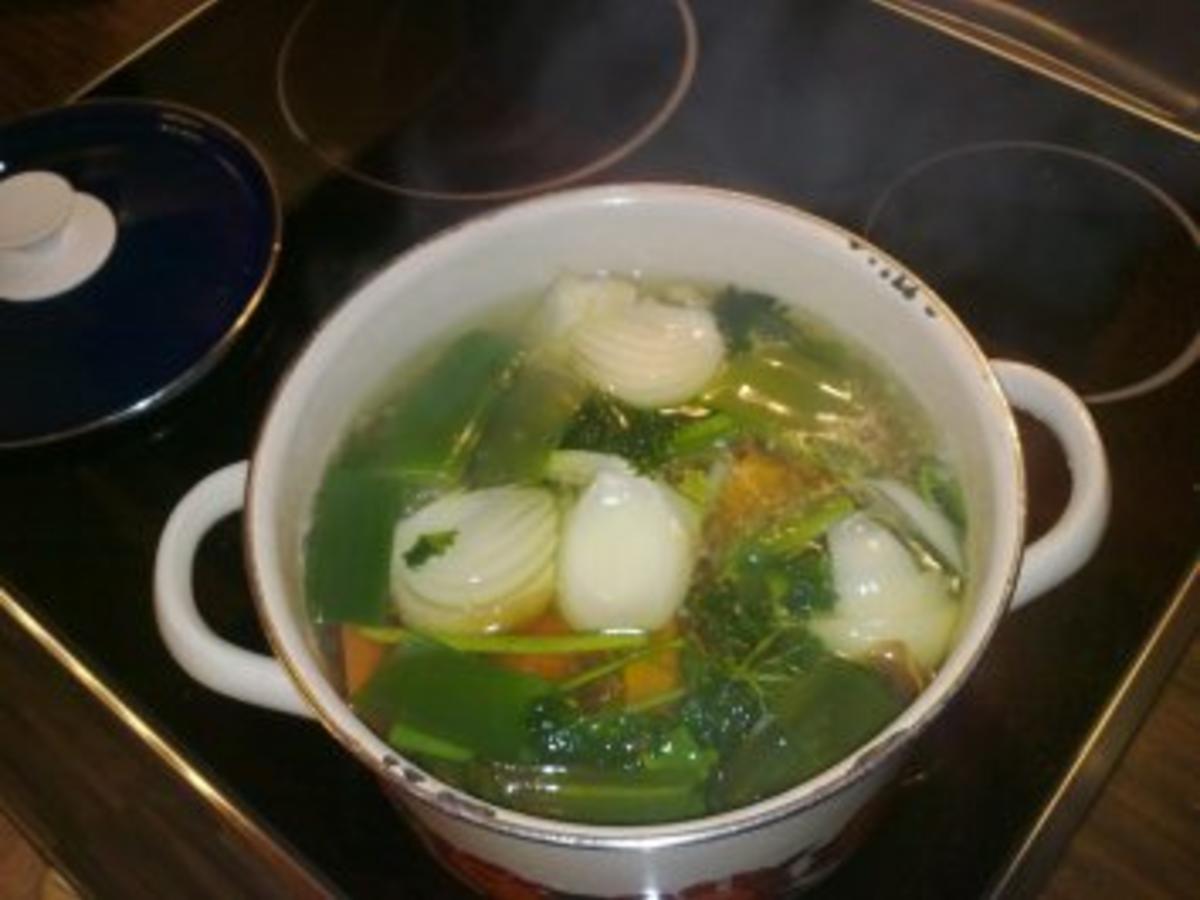 Weißkohlsuppe ohne Fleisch - einfach - 179 kcal/100g