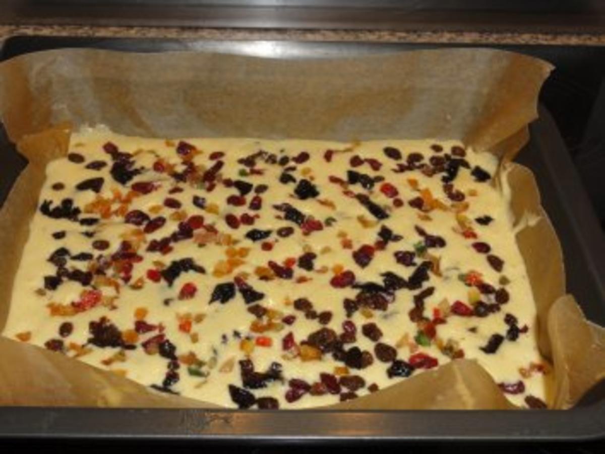 Blechkuchen mit Trockenfrüchten - Rezept - Bild Nr. 4
