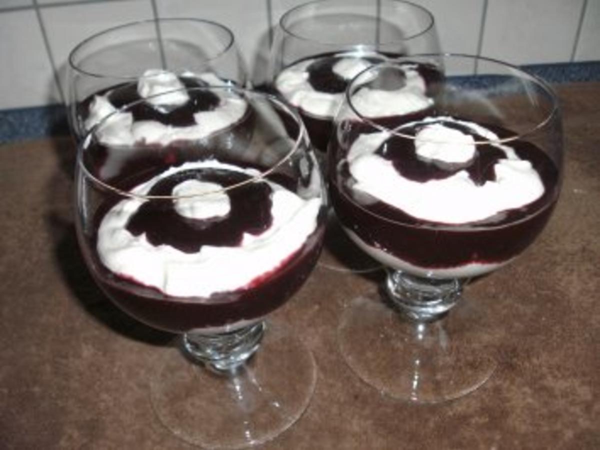 Brombeer-Quark-Schichtspeise - Rezept mit Bild - kochbar.de