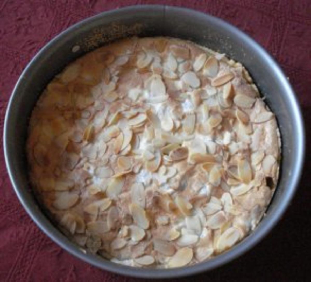 Kleiner Stachelbeer - Baiser - Kuchen - Rezept - Bild Nr. 2