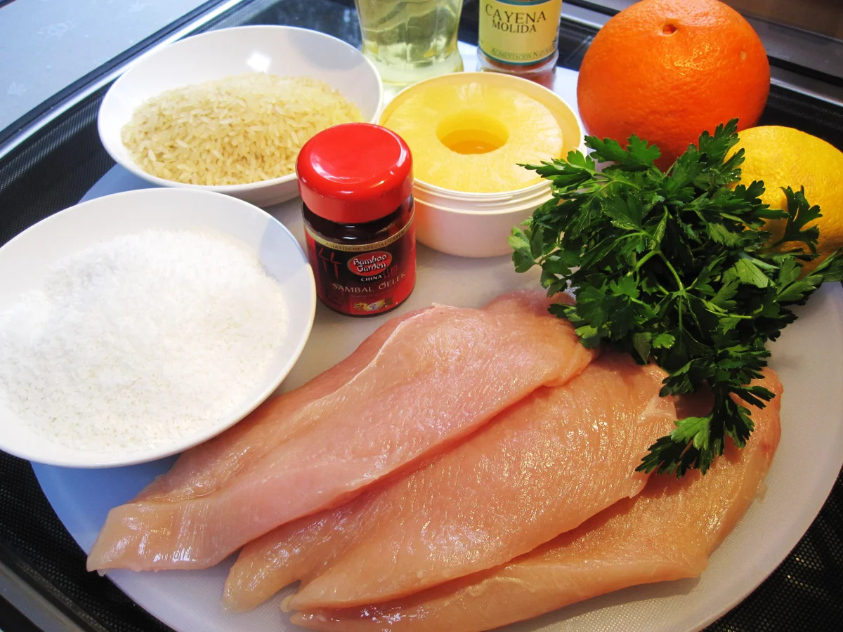 Rezept: Ananas-Reis mit Hühnchenfleisch ... Bild Nr. 8848 Ananas-Reis mit Hühnchenfleisch ... - Rezept - Bild Nr. 8848