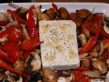 Rezept: Schafskäse auf Gemüsebett aus dem Ofen Bild Nr. 4 Schafskäse auf Gemüsebett aus dem Ofen - Rezept - Bild Nr. 4