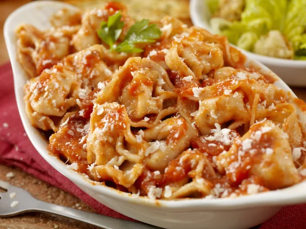 Nudelgerichte: Tortellini Bolognese - Rezept - Bild Nr. 7