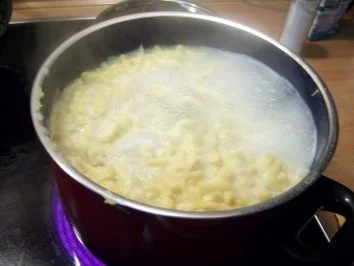 selbstgemachte Spätzle - Rezept - Bild Nr. 3