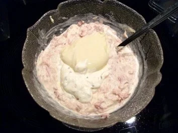 Rezept: Pizza: Tortilla-Pizza thon du caprese Bild Nr. 3 Pizza: Tortilla-Pizza thon du caprese - Rezept - Bild Nr. 3