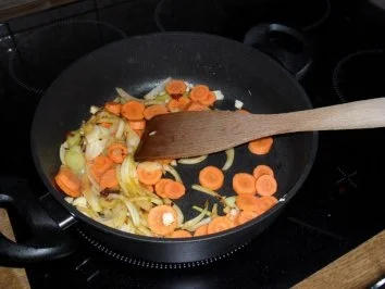 Resteverwertung: Rinderbeinscheiben geschmort mit Rahmwirsing - Rezept - Bild Nr. 6