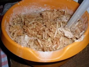 Rührteig-Apfelschnitten - Besuch hat sich angekündigt - Rezept - Bild Nr. 4