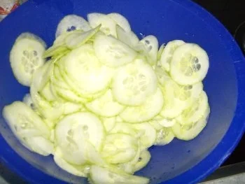 Gurkensalat mit Dillsoße - Rezept - Bild Nr. 3