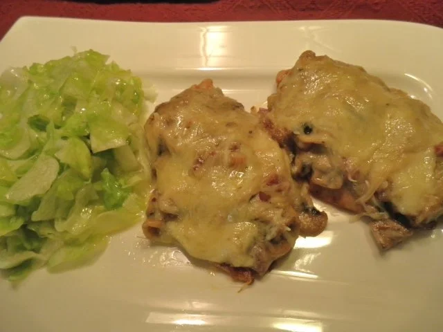 Rezept: Gratinierte Champignon - Hähnchenschnitzel Bild Nr. 8 Gratinierte Champignon - Hähnchenschnitzel - Rezept - Bild Nr. 8