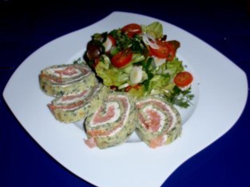 Lachsrolle mit buntem Salat - einfach - 204 kcal/100g
