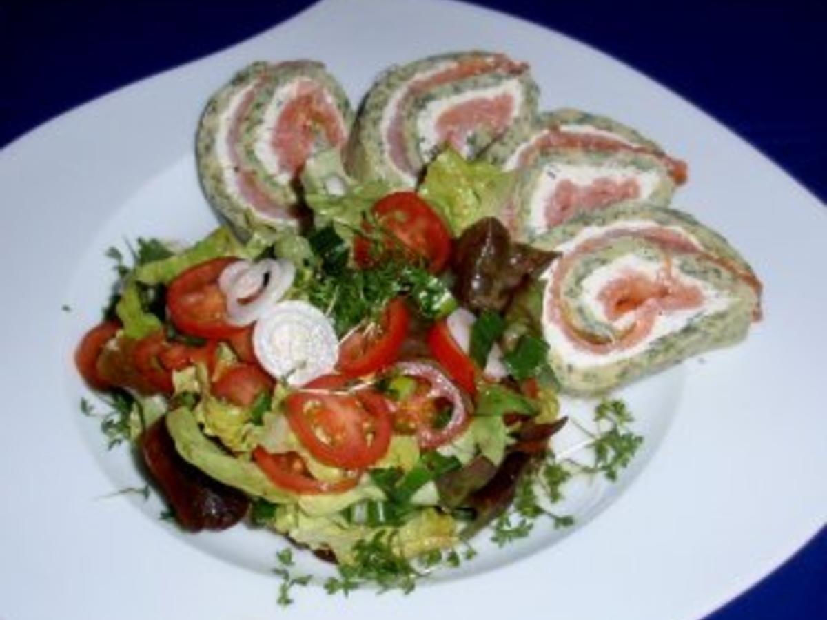 Lachsrolle mit buntem Salat - einfach - 204 kcal/100g