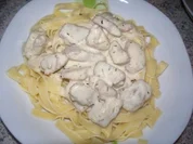 Schweinefilet in Sahnesoße mit Bandnudeln - Rezept