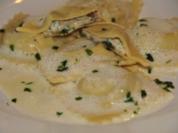 Ravioli mit Steinpilzfülle und Parmesanschaum - Rezept