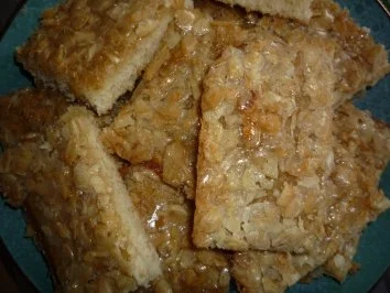 Sahne-Mandel-Kuchen - Rezept