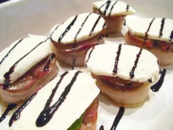 Rezept: Fleisch: Mailänder Medaillons mit Basilikum-Tomatensoße Bild Nr. 6 Fleisch: Mailänder Medaillons mit Basilikum-Tomatensoße - Rezept - Bild Nr. 6