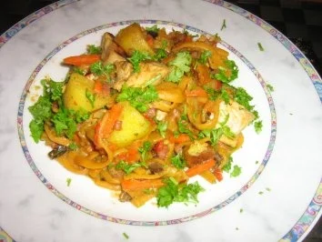 Fruchtiger Hähnchentopf süß-scharf - Rezept