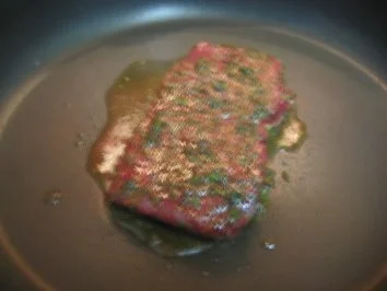 Rezept: Bisonsteak mit Portweinsauce und getrockneten Tomaten Bild Nr. 2 Bisonsteak mit Portweinsauce und getrockneten Tomaten - Rezept - Bild Nr. 2