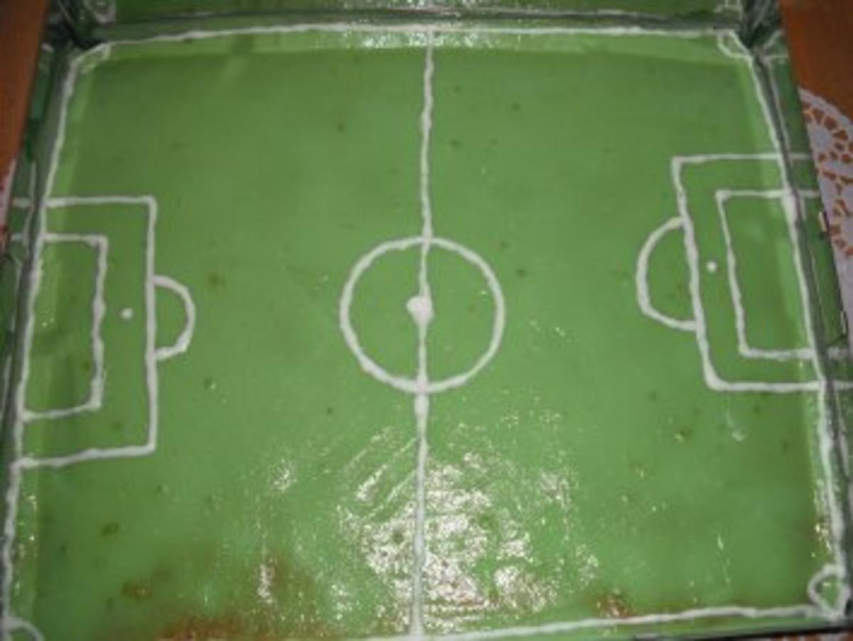 Fußballfeld Kuchen - Rezept - Bild Nr. 2