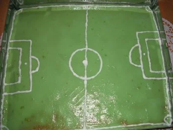 Rezept: Fußballfeld Kuchen Bild Nr. 2 Fußballfeld Kuchen - Rezept - Bild Nr. 2
