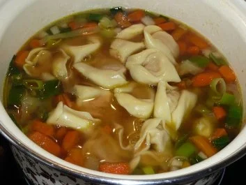 Eintopf: Tortelloni-Suppe - Rezept - Bild Nr. 4